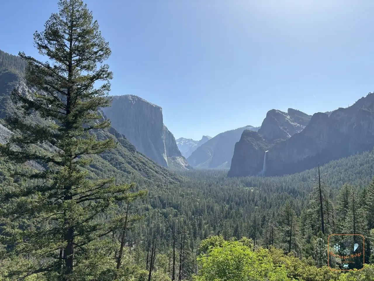 La vallée de Yosemite depuis Tunnel View avec El Capitan, Half Dome et Bridalveil Fall