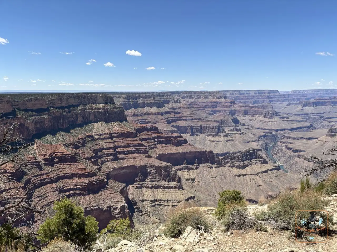 Le Grand Canyon depuis un point de vue de Hermit Road