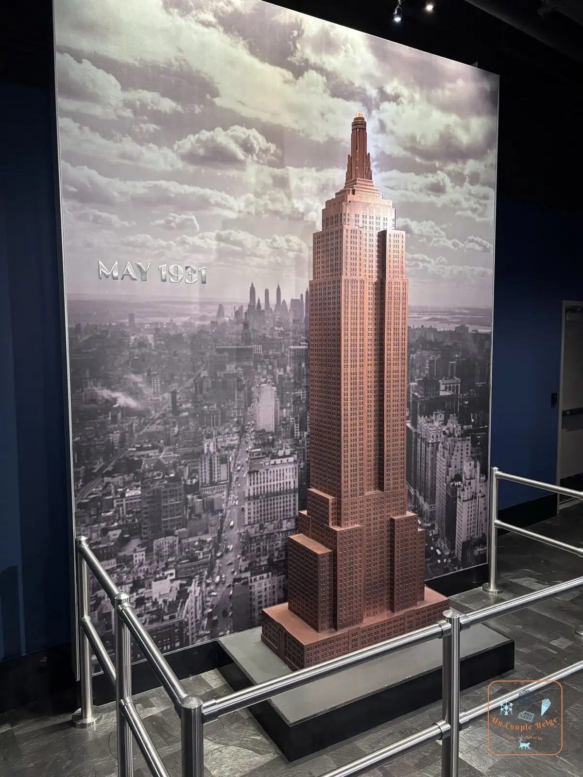 Photo historique de l'Empire State Building en mai 1931
